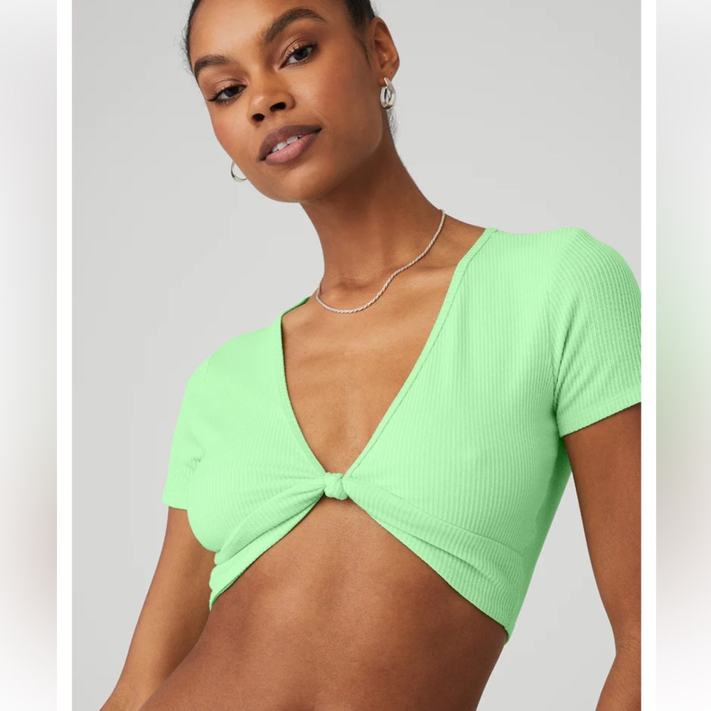 ALO RIBBED KNOTTY TIE TOP SHORT SLEEVE ULTRAMINT SIZE XS (2-4)